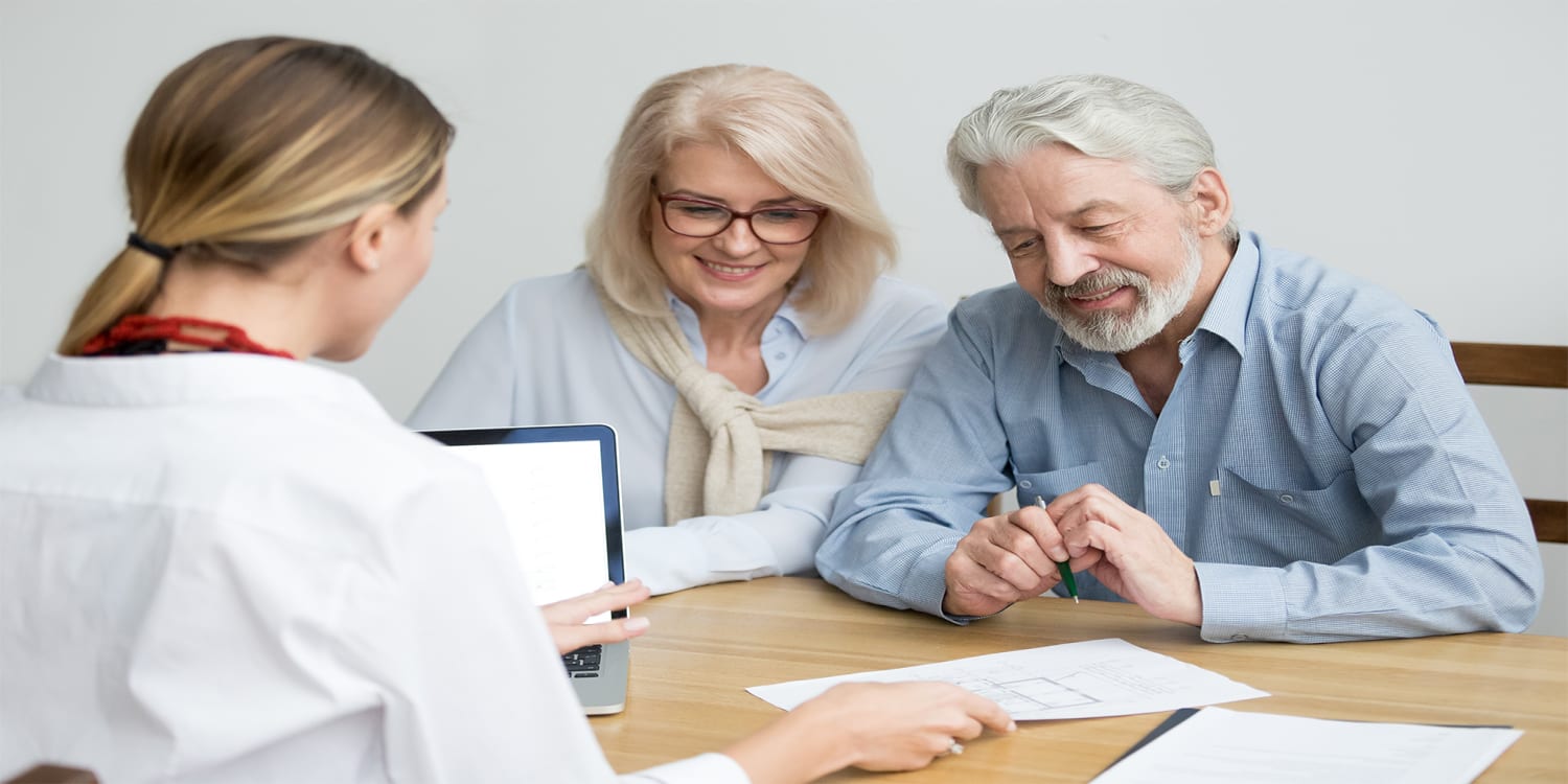 Rental property owner screening tenants